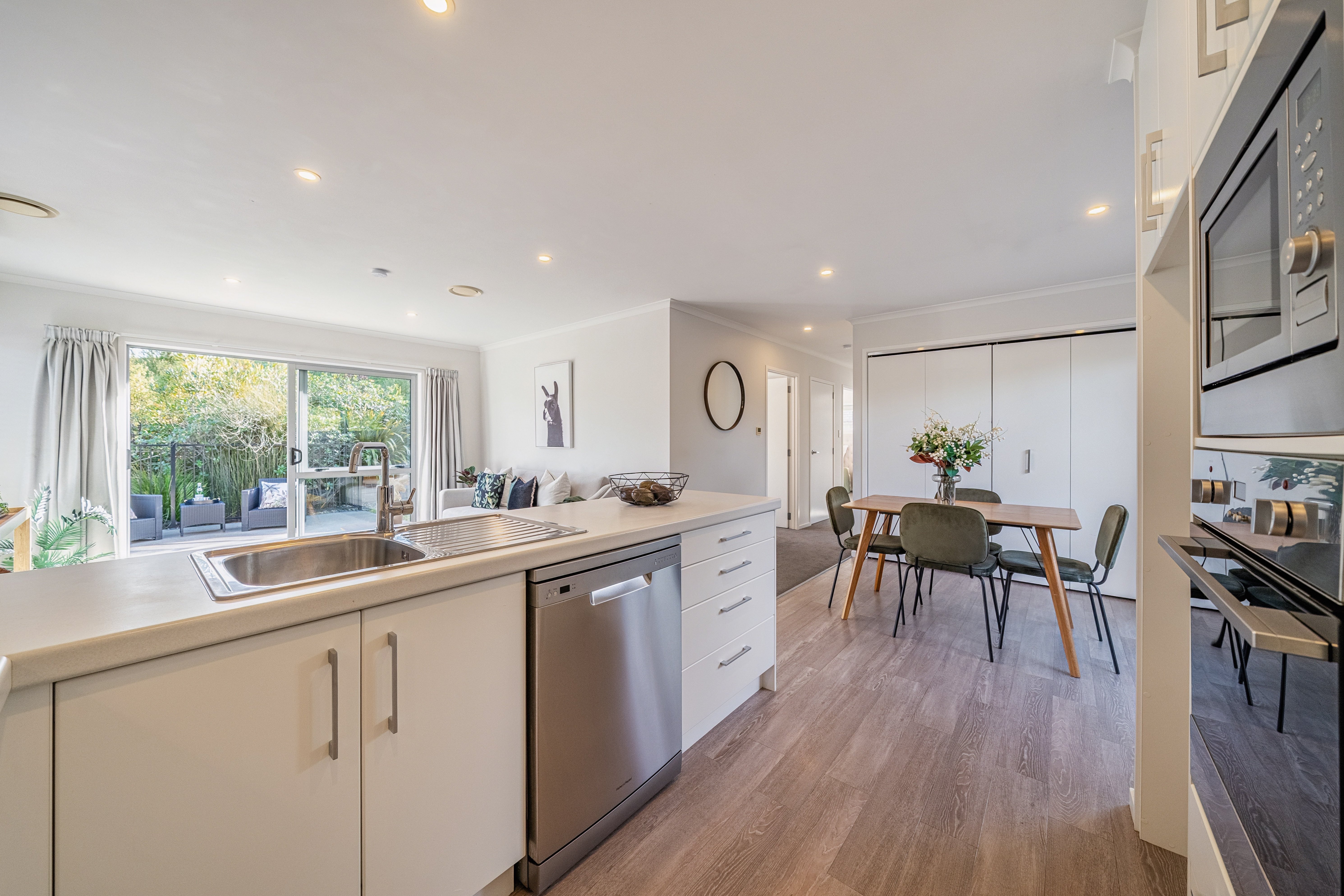  92 Sunstone Crescent, Timberlea, Upper Hutt - 物件實景