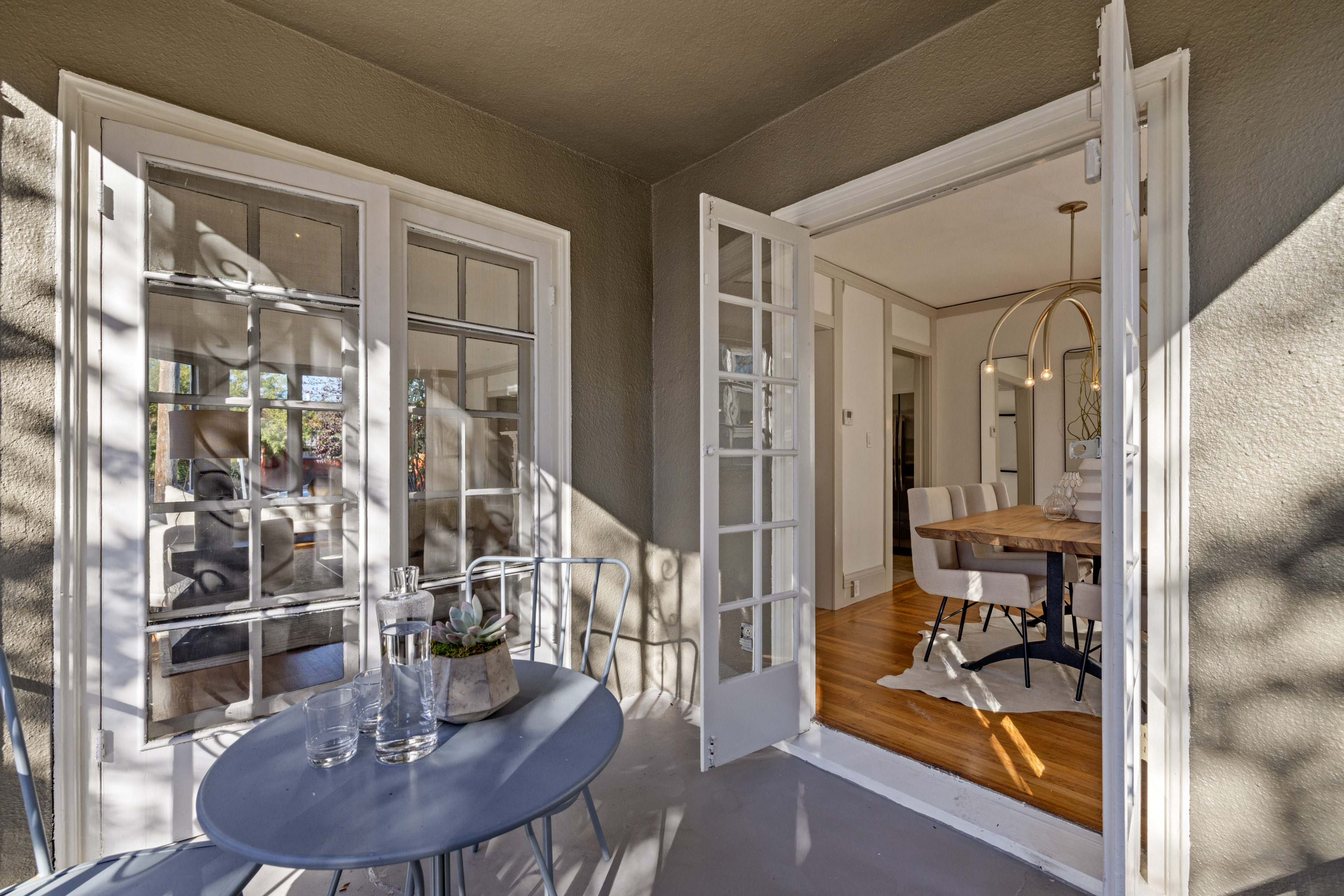  Classic Berkeley Charm Meets Versatility: Elmwood Home Plus Duplex - 物件實景