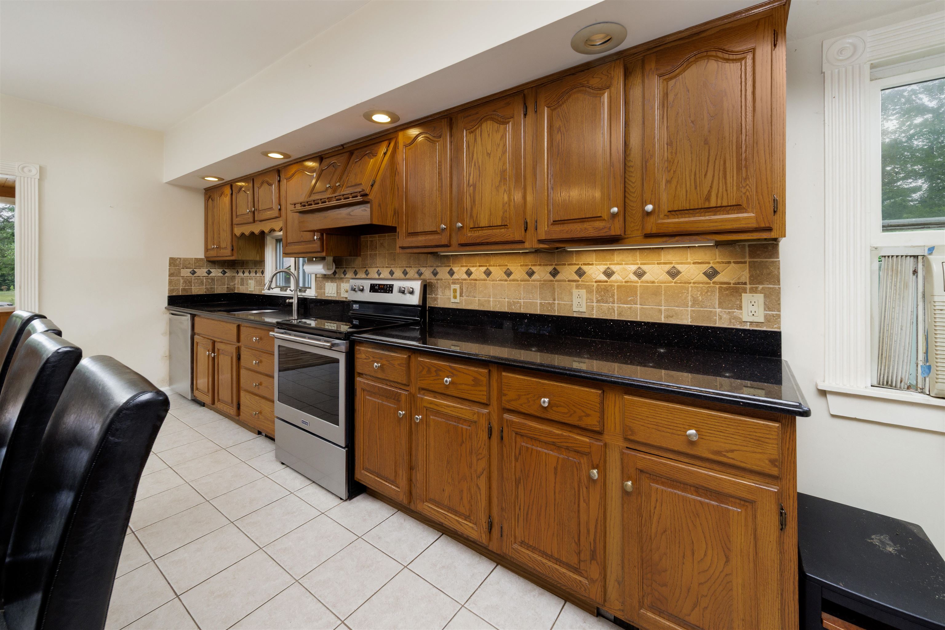 Newport, New Hampshire, 03773, United States, 4 Bedrooms Bedrooms, ,1 BathroomBathrooms,Residential,For Sale,1892643