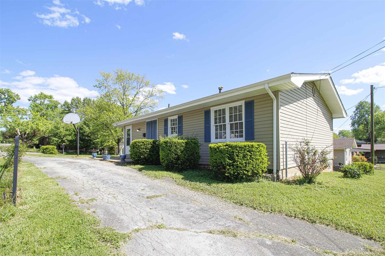 Sunrise Ave, Horse Cave, KY 42749 #1