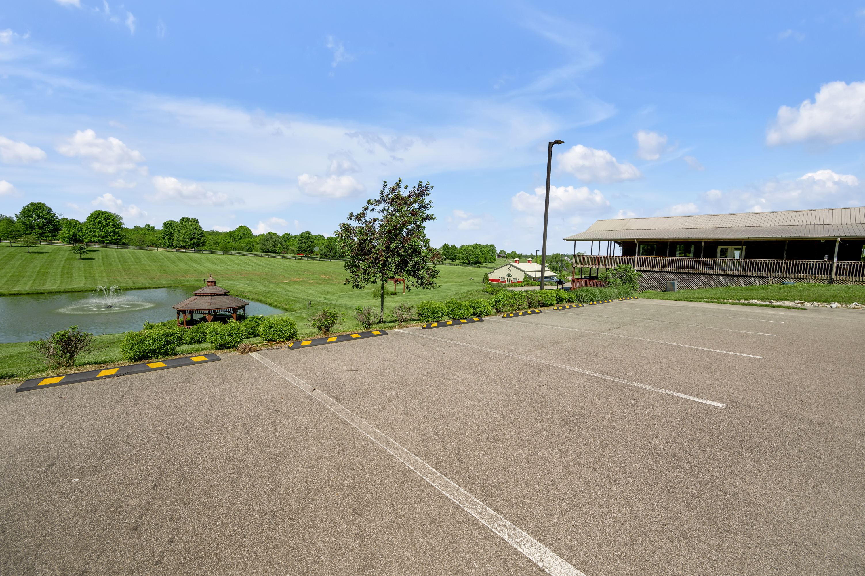  1180 Lanes Mill Road - 物件實景