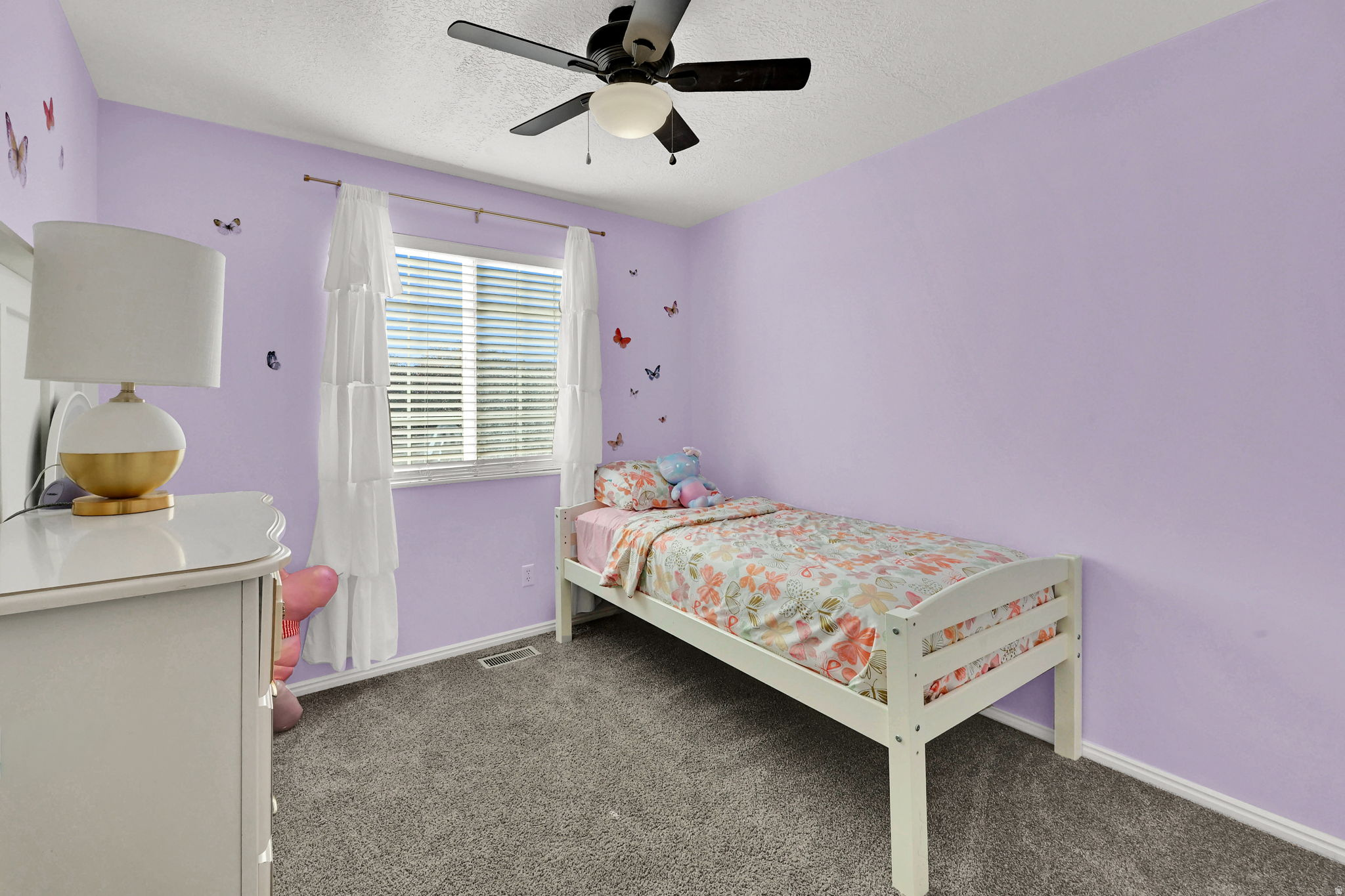 Clinton, Utah, 84015, United States, 5 Bedrooms Bedrooms, ,3 BathroomsBathrooms,Residential,For Sale,1987600