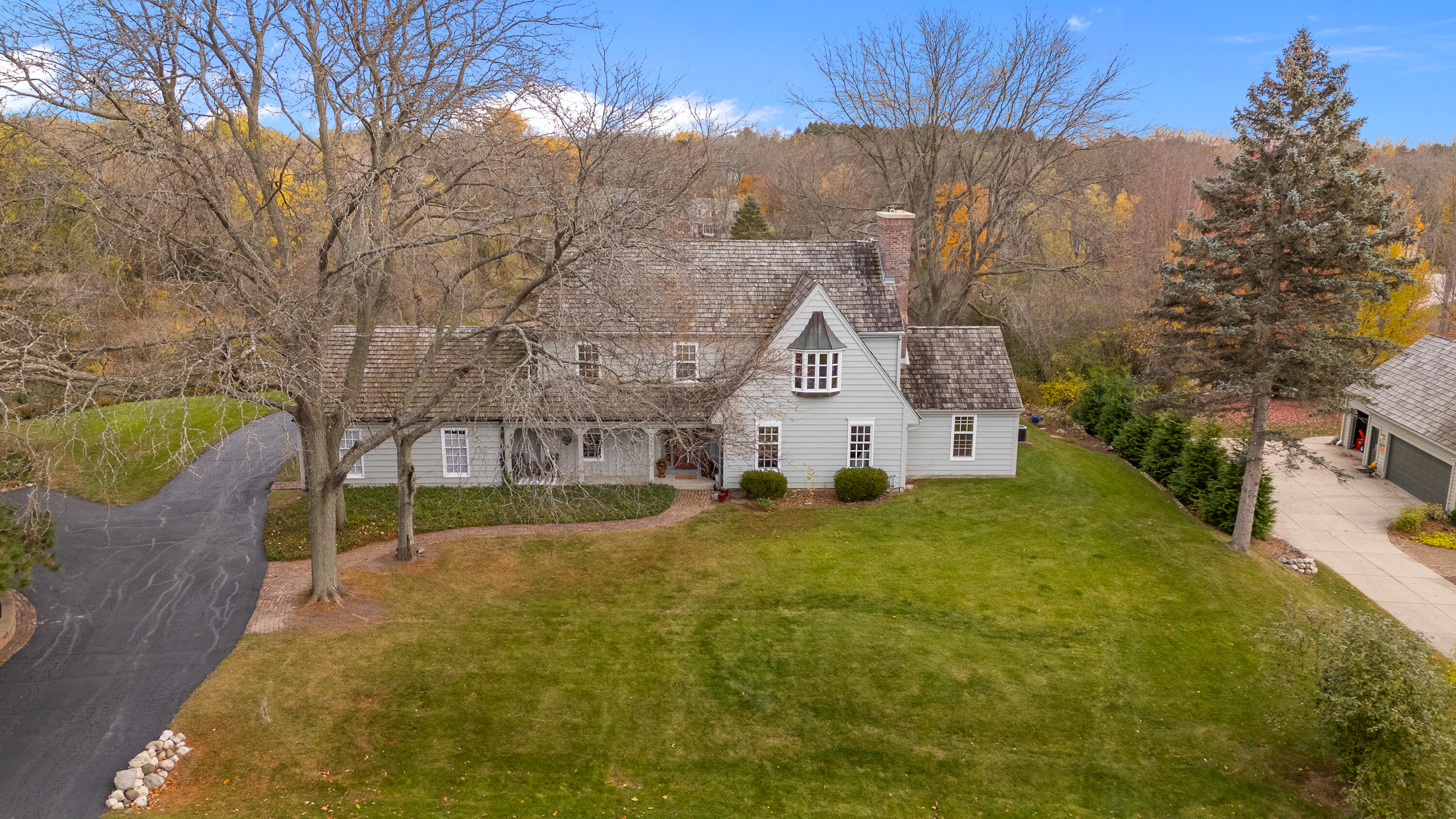 Mequon, Wisconsin, 53092, United States, 4 Bedrooms Bedrooms, ,3 BathroomsBathrooms,Residential,For Sale,1989588