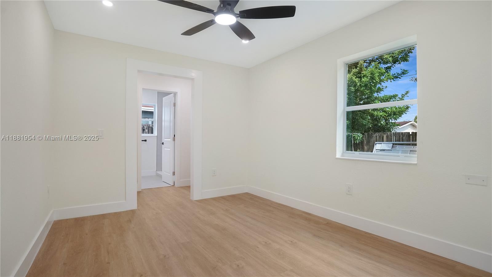 Sunrise, Florida, 33322, United States, 3 Bedrooms Bedrooms, ,2 BathroomsBathrooms,Residential,For Sale,1950754