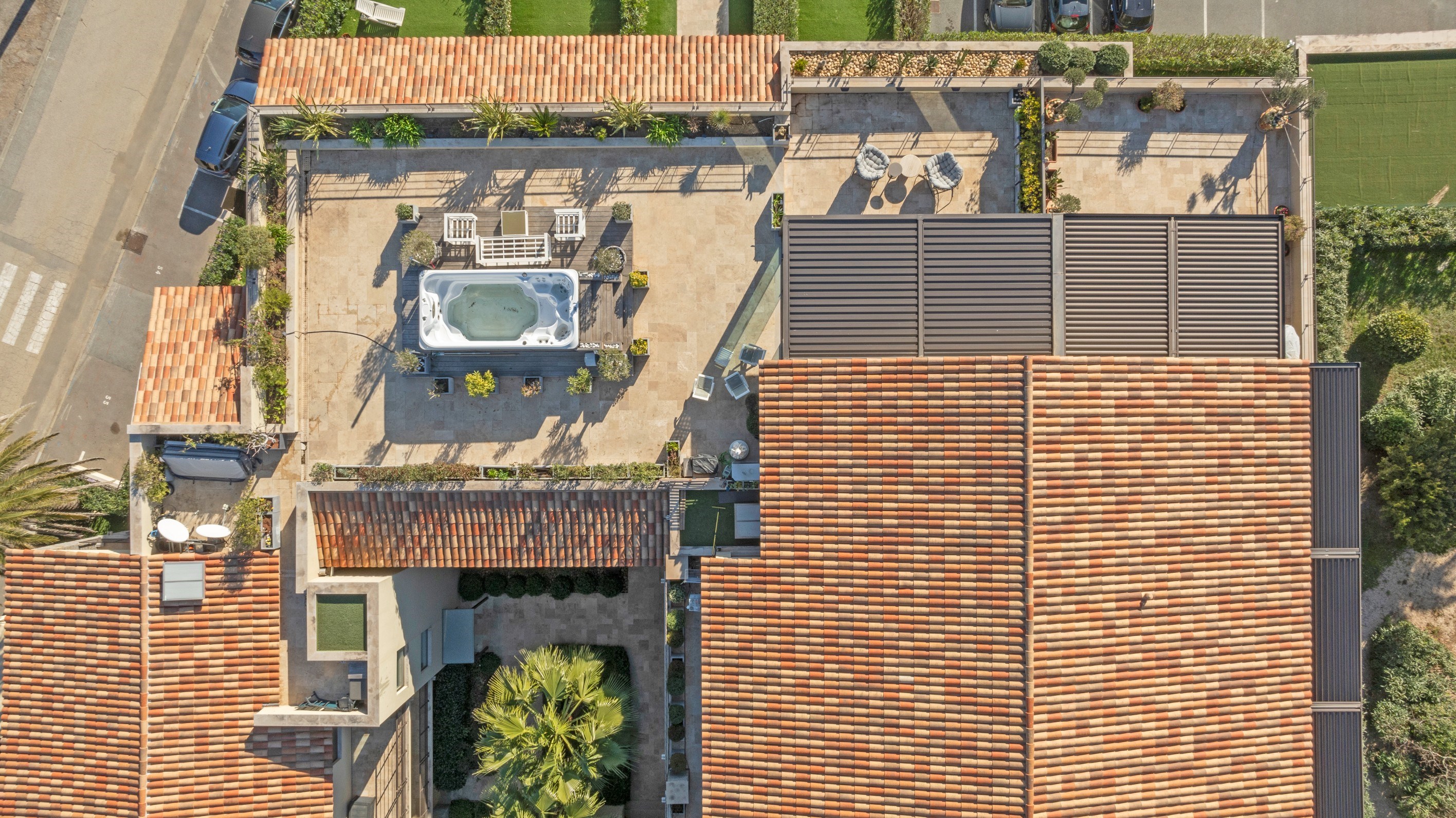  Luxury penthouse with 200 sqm rooftop terrace and sea views in Les Issambres - 物件實景