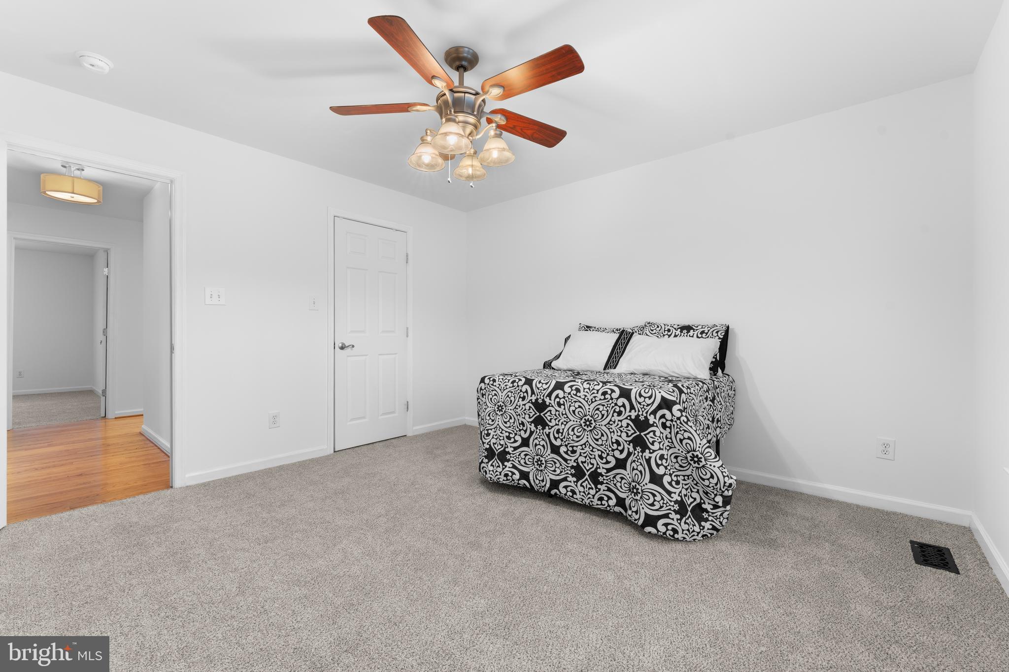 Locust Dale, Virginia, 22948, United States, 3 Bedrooms Bedrooms, ,4 BathroomsBathrooms,Residential,For Sale,1996627