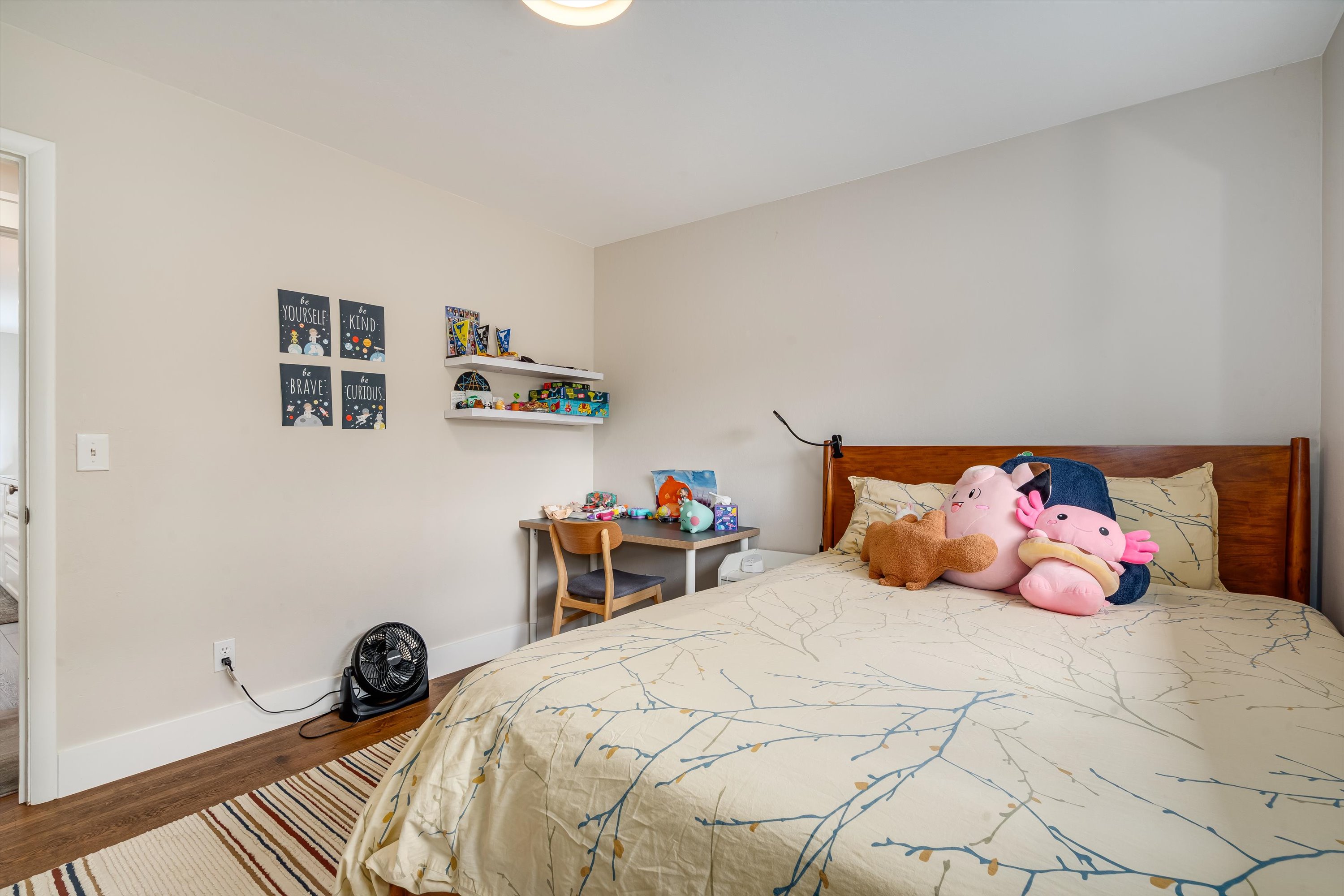  960 Lark Ave - 物件實景