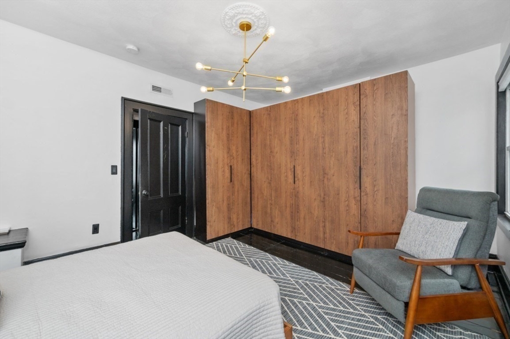 Boston, Massachusetts, 02127, United States, 2 Bedrooms Bedrooms, ,2 BathroomsBathrooms,Residential,For Sale,1988165