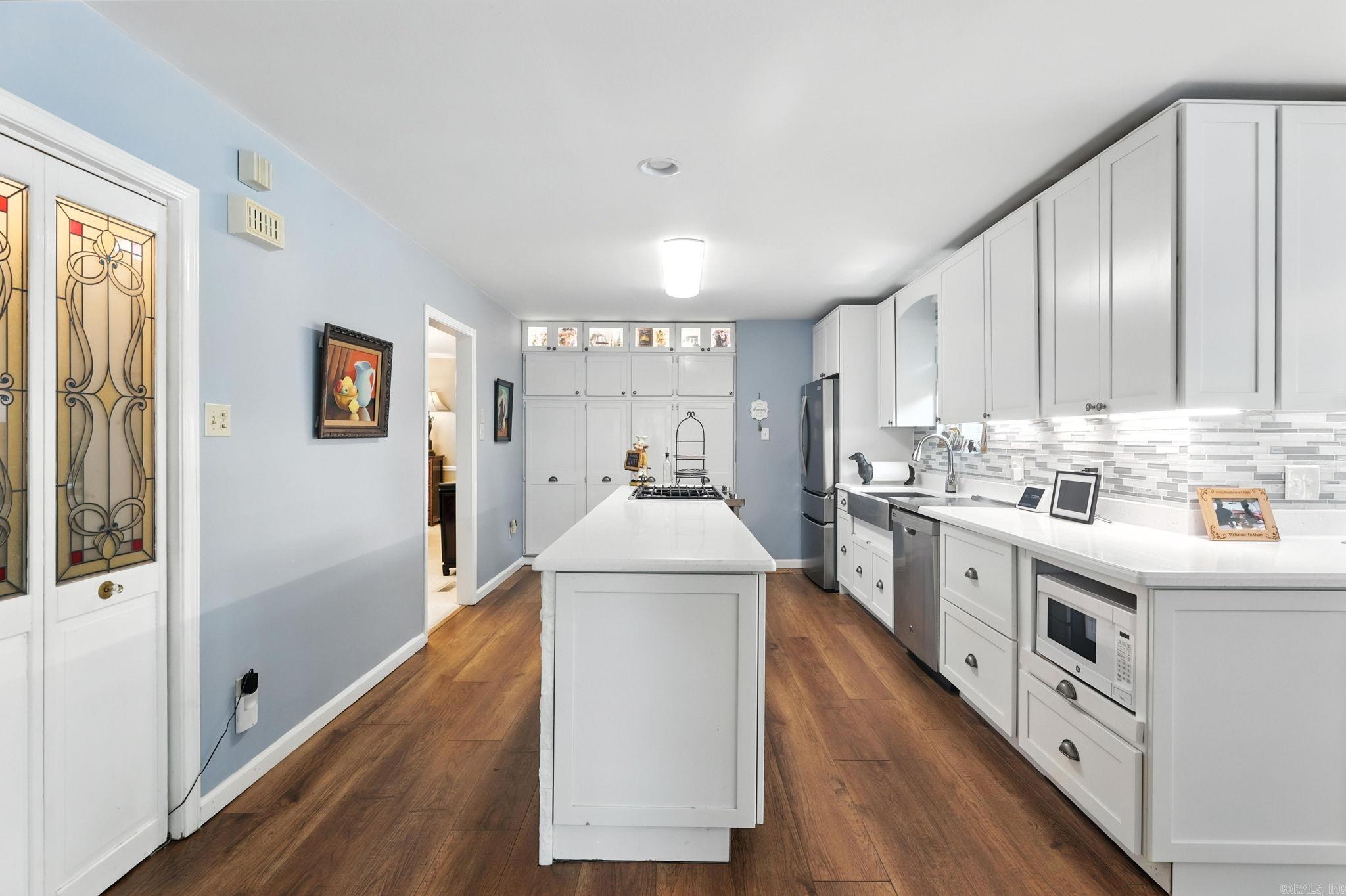 Little Rock, Arkansas, 72223, United States, 3 Bedrooms Bedrooms, ,3 BathroomsBathrooms,Residential,For Sale,1968786