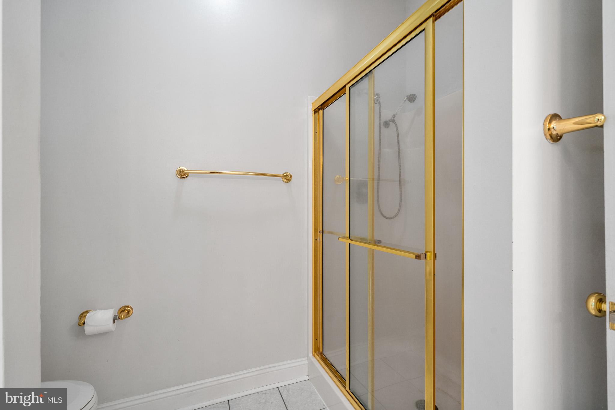 Issue, Maryland, 20645, United States, 5 Bedrooms Bedrooms, ,5 BathroomsBathrooms,Residential,For Sale,1912917