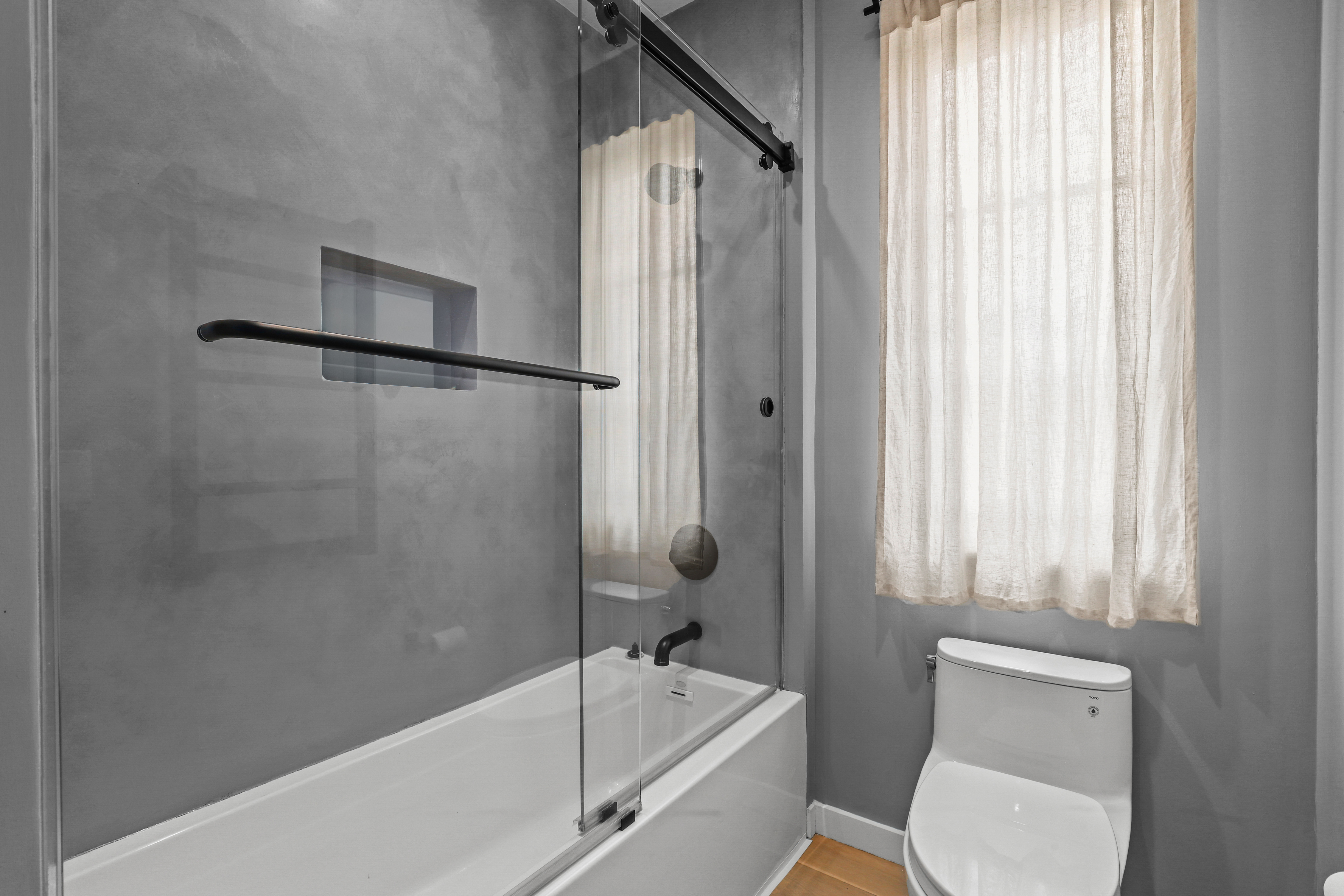  3031 Purchase Street - 物件實景