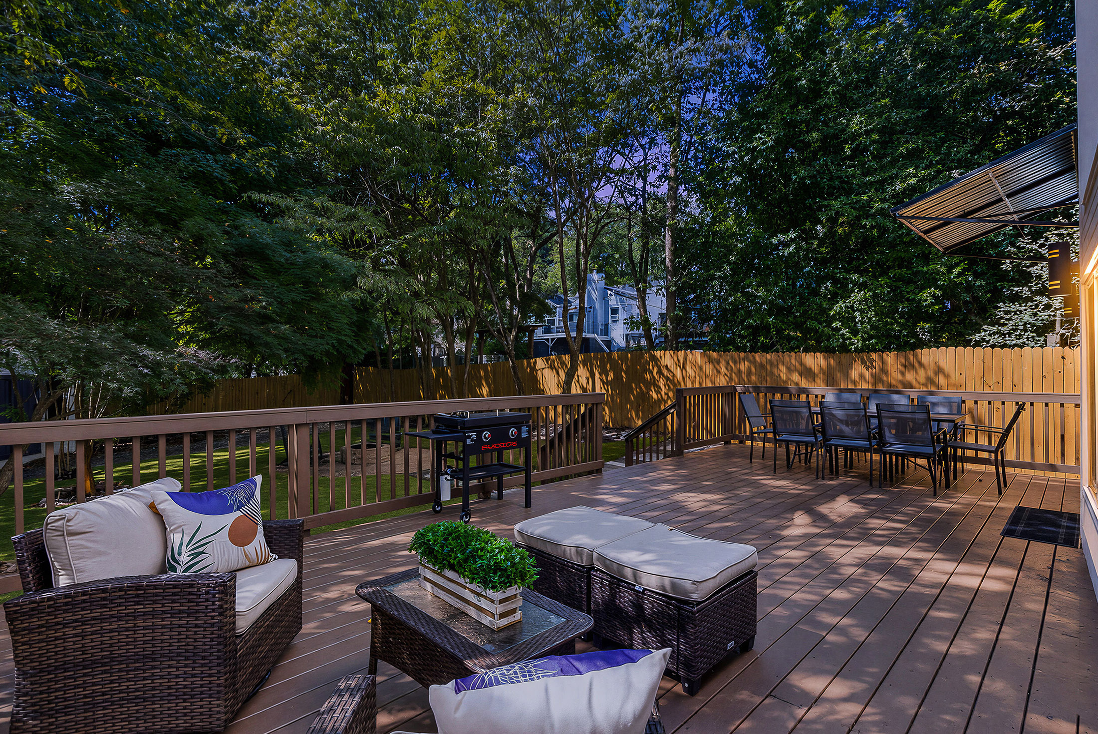  Sophisticated Modern Home in Sought-after Loring Heights - 物件實景