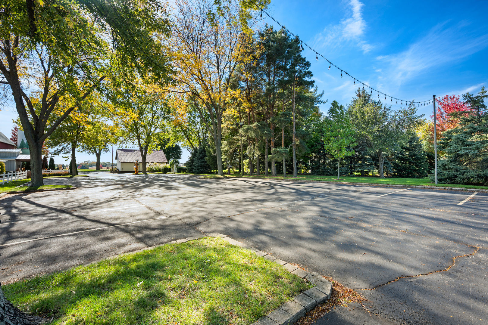 Sycamore, Illinois, 60178, United States, 4 Bedrooms Bedrooms, ,5 BathroomsBathrooms,Residential,For Sale,2001773