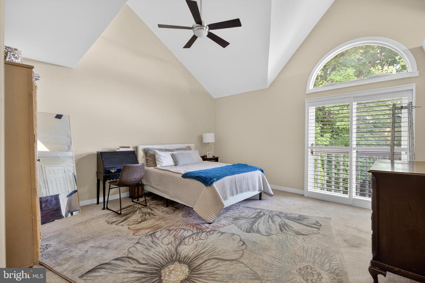 WILMINGTON, Delaware, 19806, United States, 4 Bedrooms Bedrooms, ,4 BathroomsBathrooms,Residential,For Sale,2048566