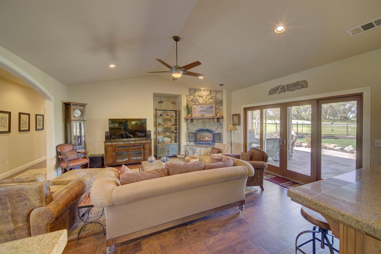 Auburn, California, 95603, United States, 3 Bedrooms Bedrooms, ,3 BathroomsBathrooms,Residential,For Sale,1976259