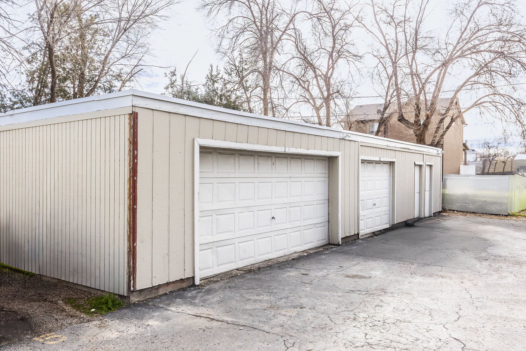  Well-Maintained Four-Unit Property with Exceptional Investment Potential - 物件實景