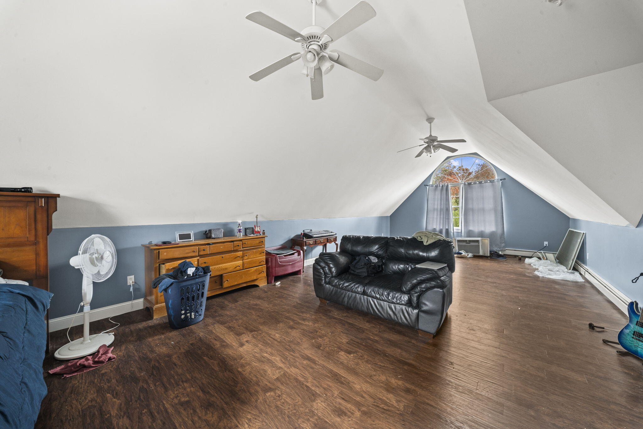 Scarborough, Maine, 04074, United States, 3 Bedrooms Bedrooms, ,3 BathroomsBathrooms,Residential,For Sale,1989589