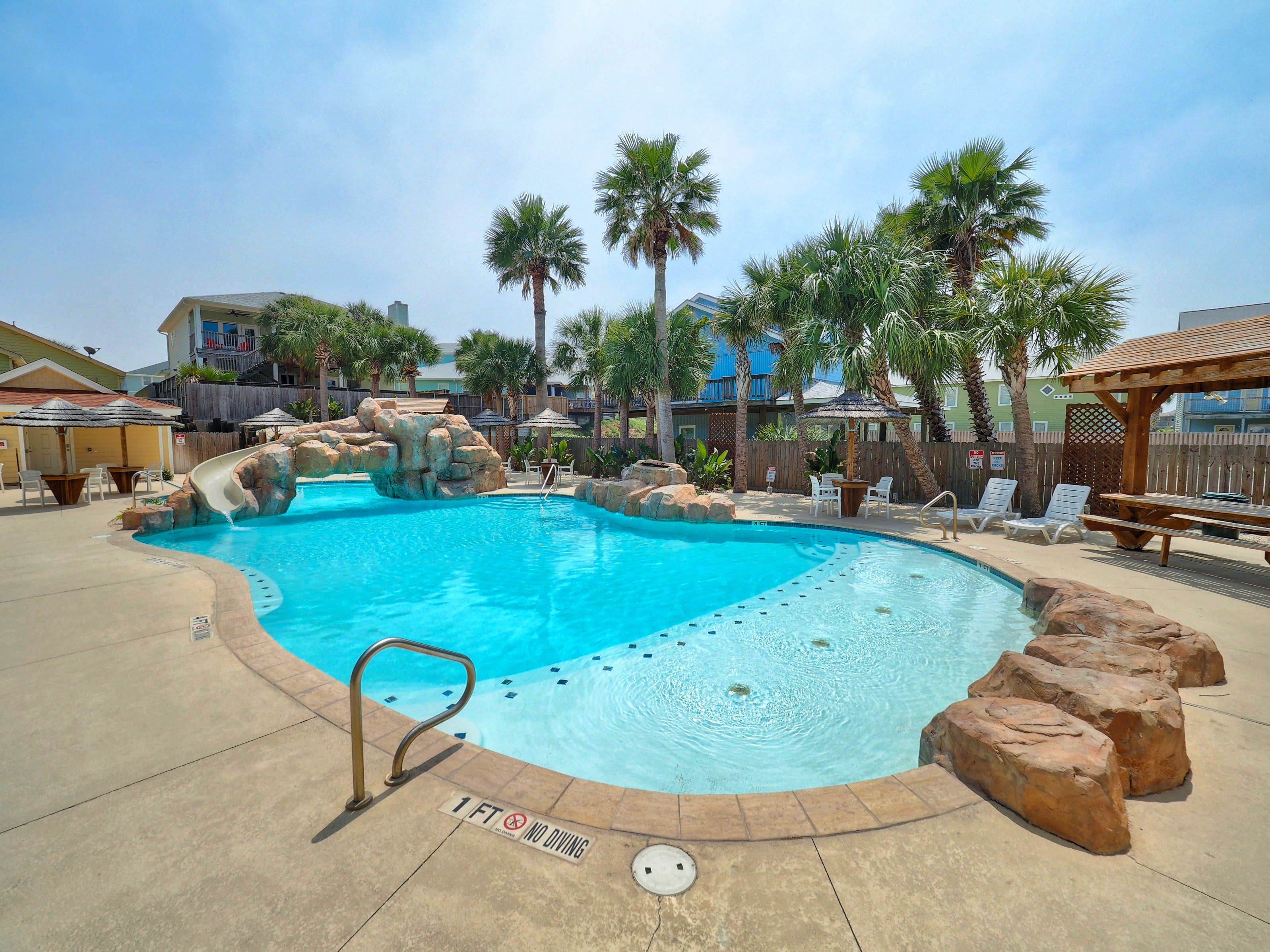  Coastal Townhome Near the Beach - 物件實景