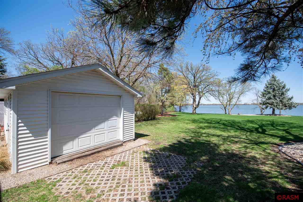 Lake Crystal, Minnesota, 56055, United States, 4 Bedrooms Bedrooms, ,3 BathroomsBathrooms,Residential,For Sale,1798331