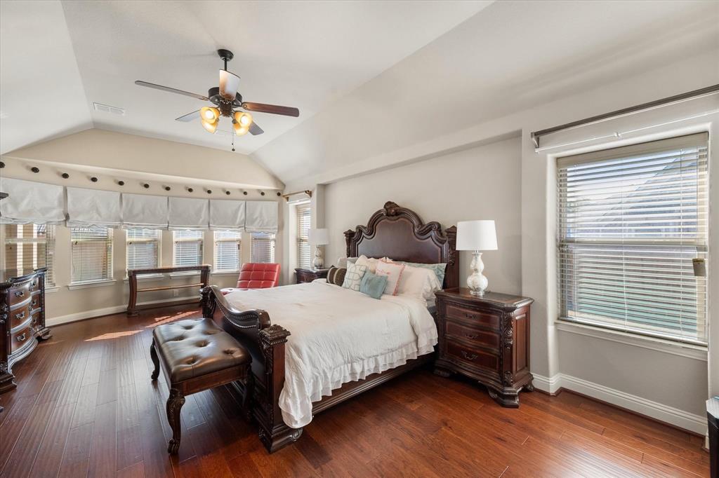 Grand Prairie, Texas, 75054, United States, 4 Bedrooms Bedrooms, ,3 BathroomsBathrooms,Residential,For Sale,1992930