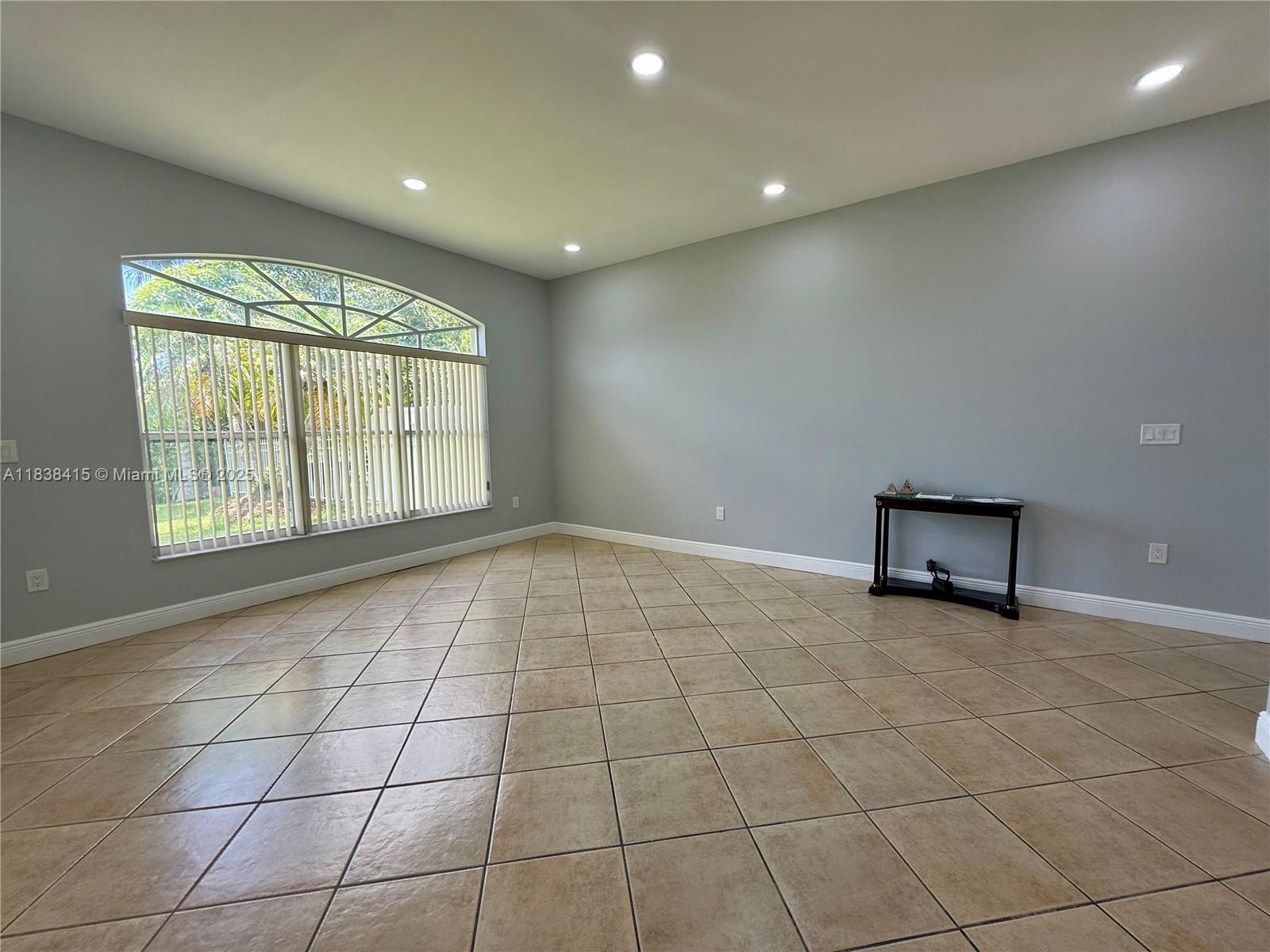 Pembroke Pines, Florida, 33029, United States, 4 Bedrooms Bedrooms, ,3 BathroomsBathrooms,Residential,For Sale,1890530