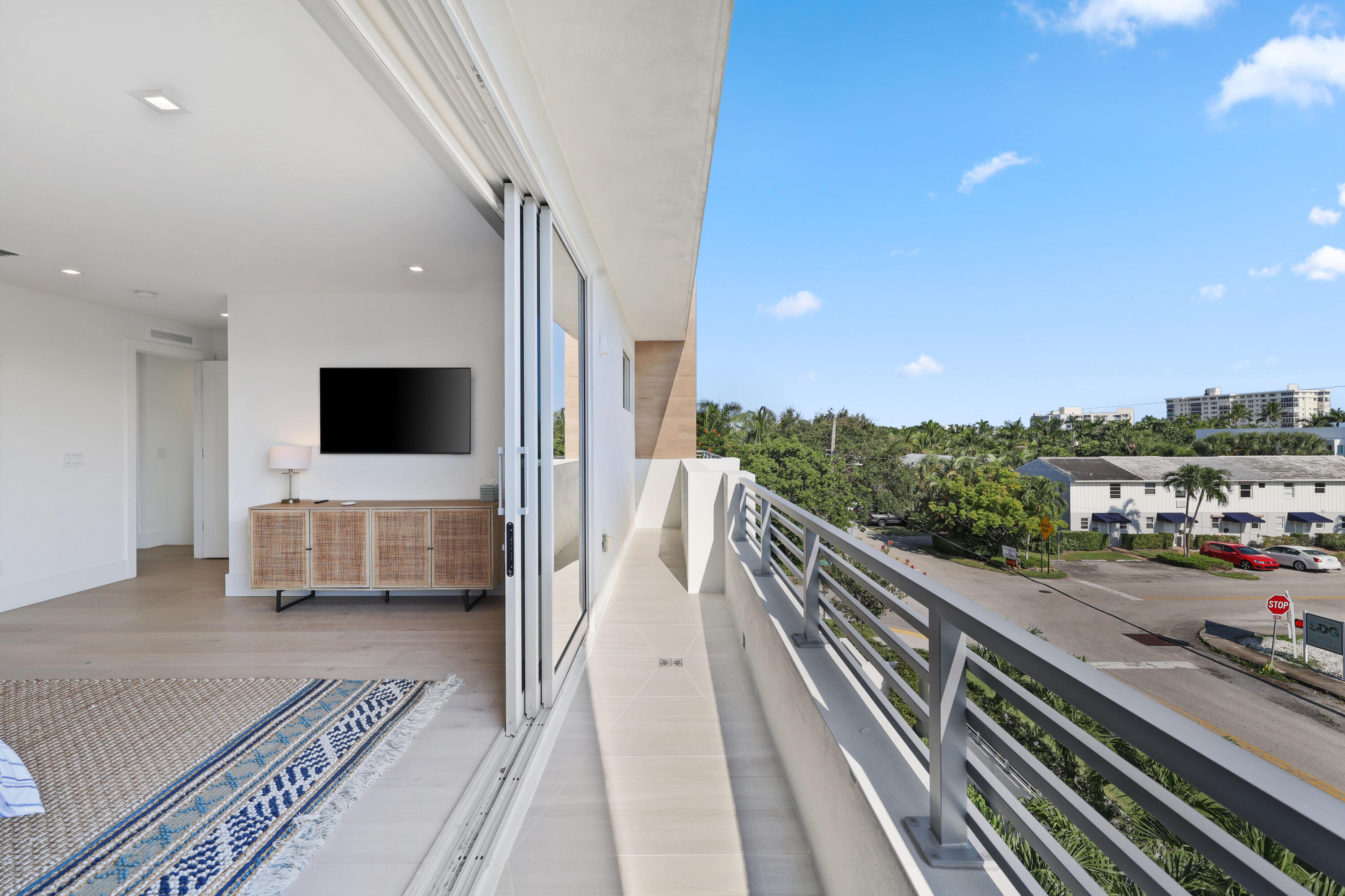 Delray Beach, Florida, 33483, United States, 3 Bedrooms Bedrooms, ,4 BathroomsBathrooms,Residential,For Sale,1940237