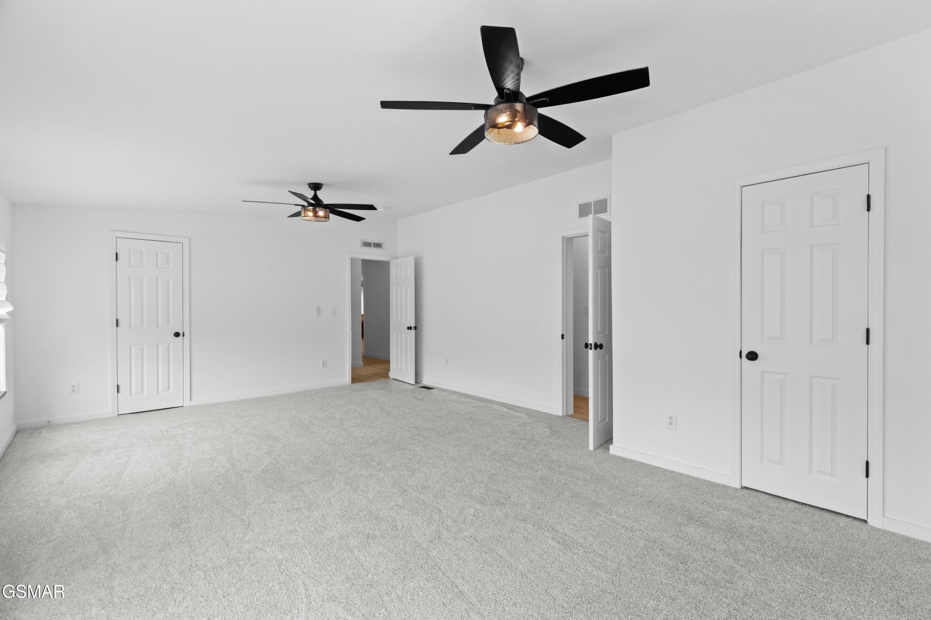 Dandridge, Tennessee, 37725, United States, 3 Bedrooms Bedrooms, ,2 BathroomsBathrooms,Residential,For Sale,1982636