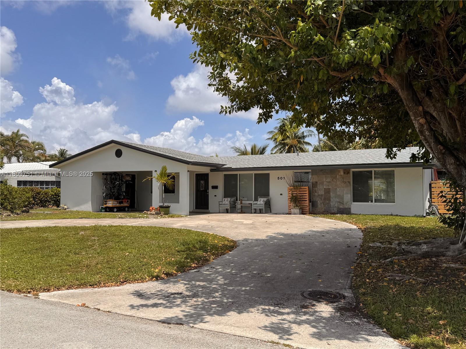 Pompano Beach, Florida, 33060, United States, 2 Bedrooms Bedrooms, ,2 BathroomsBathrooms,Residential,For Sale,1829168