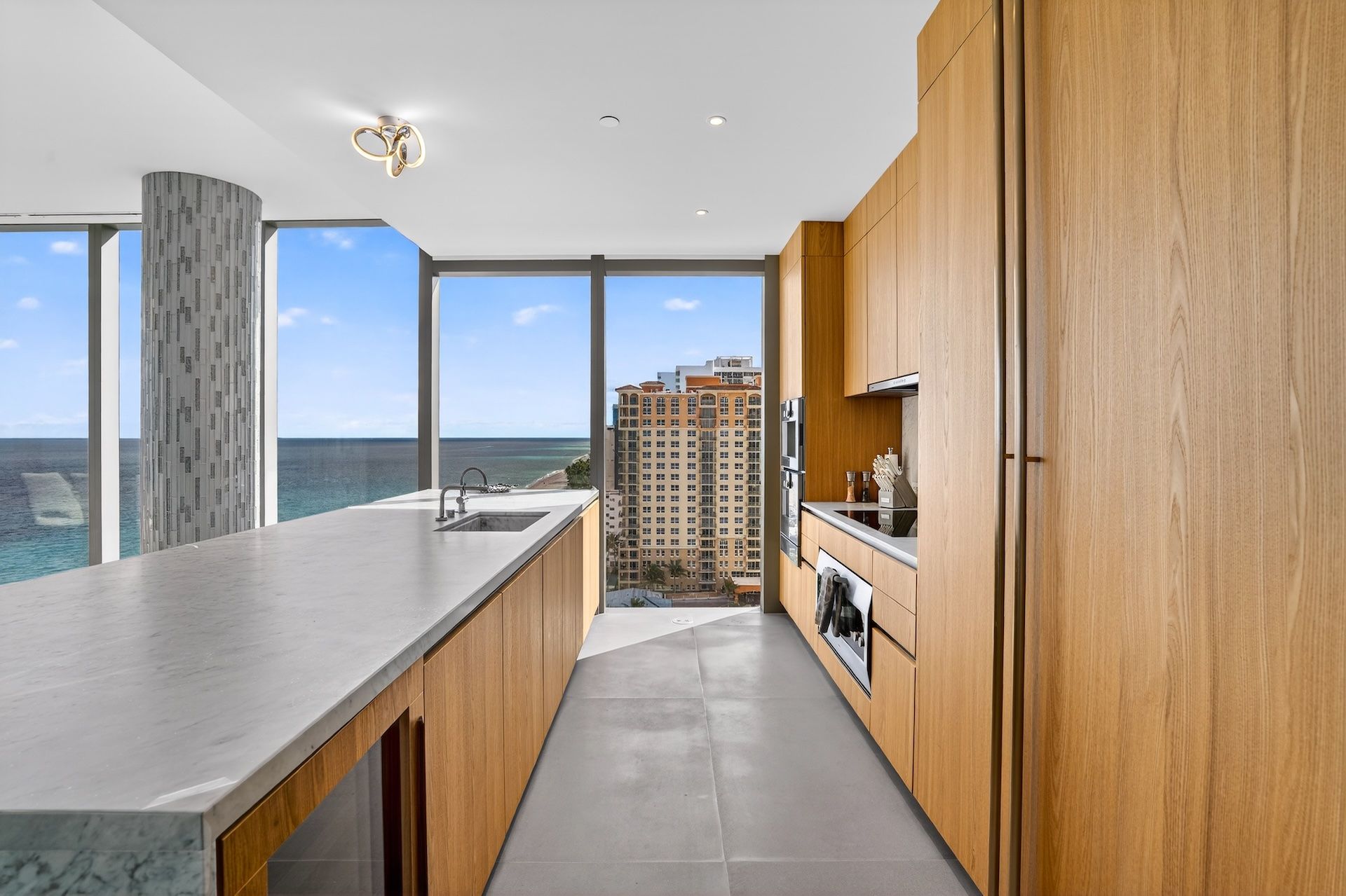  2000 S Ocean Dr, Hallandale Beach, FL, 33009 - 物件實景