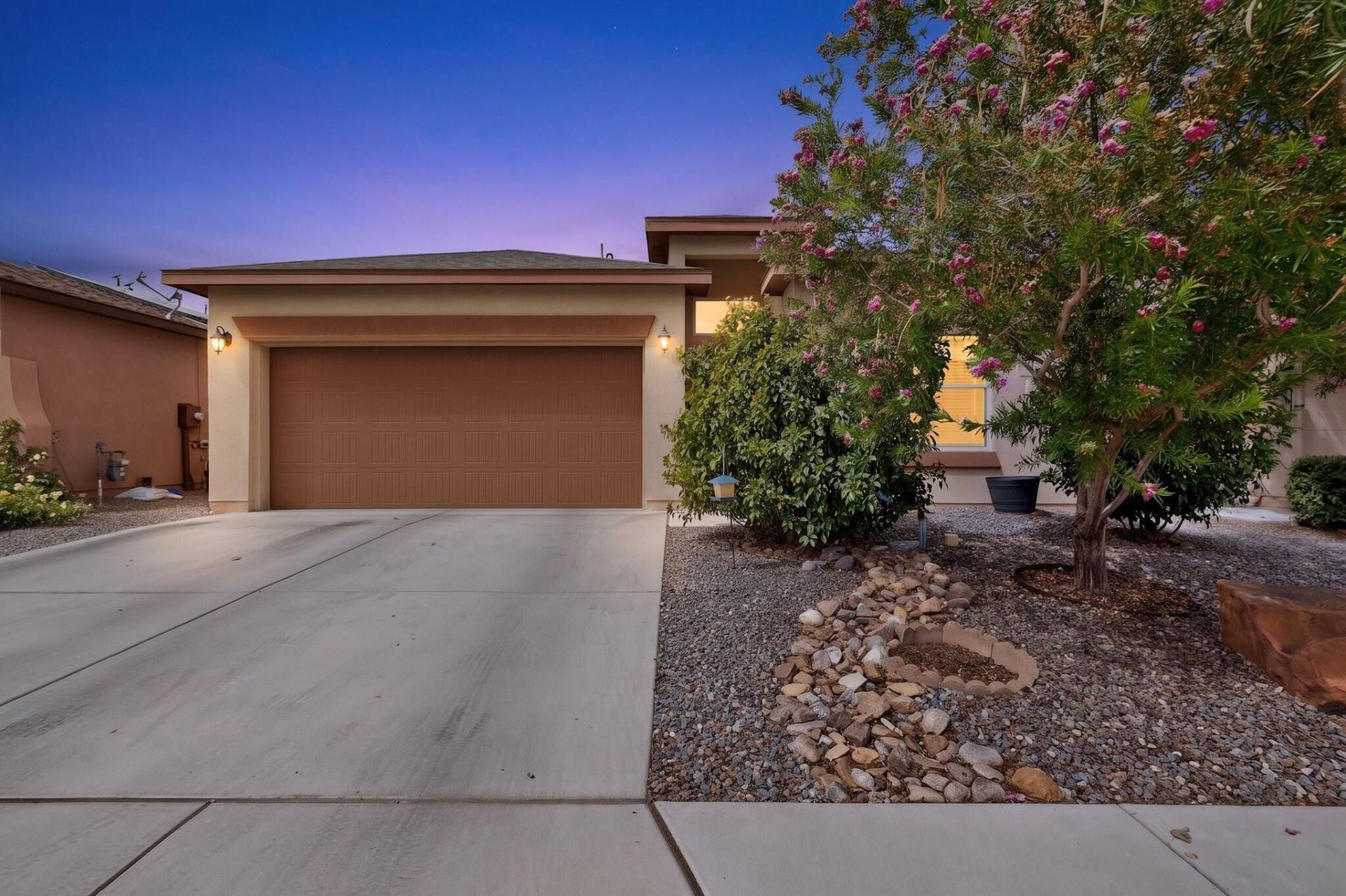 Ermemin Ave, Albuquerque, NM 87114
