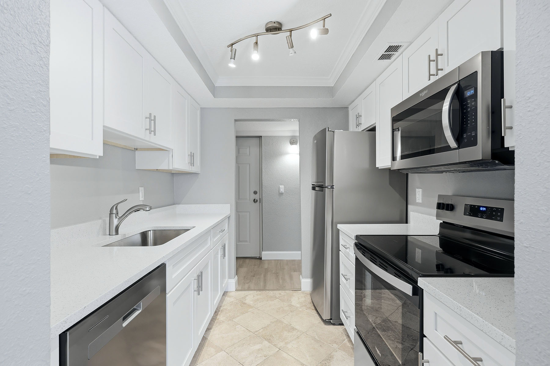  PEPPERTREE VILLAGE CONDO - 物件實景