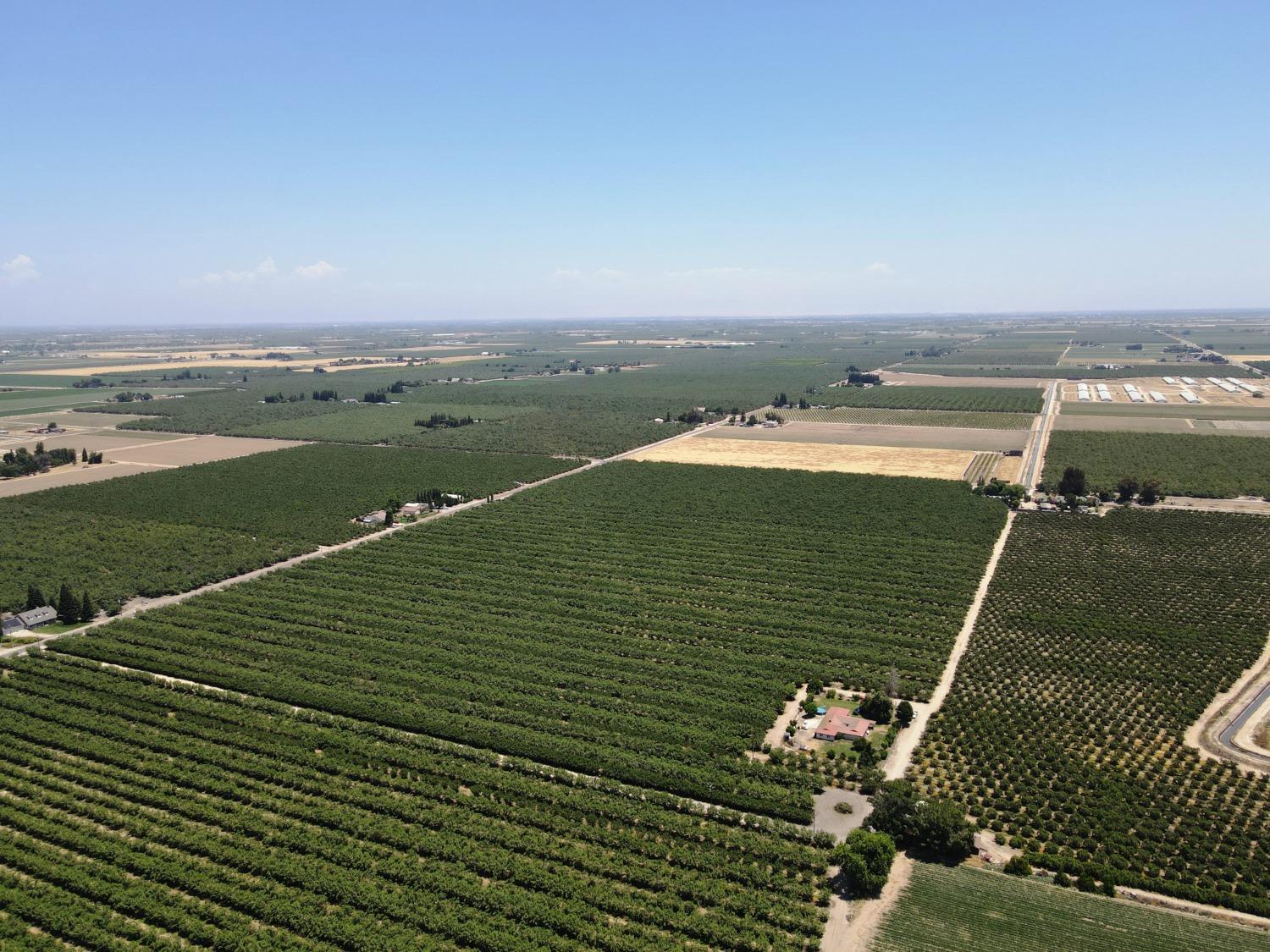 Livingston, California, 95334, United States, 4 Bedrooms Bedrooms, ,3 BathroomsBathrooms,Residential,For Sale,1978085