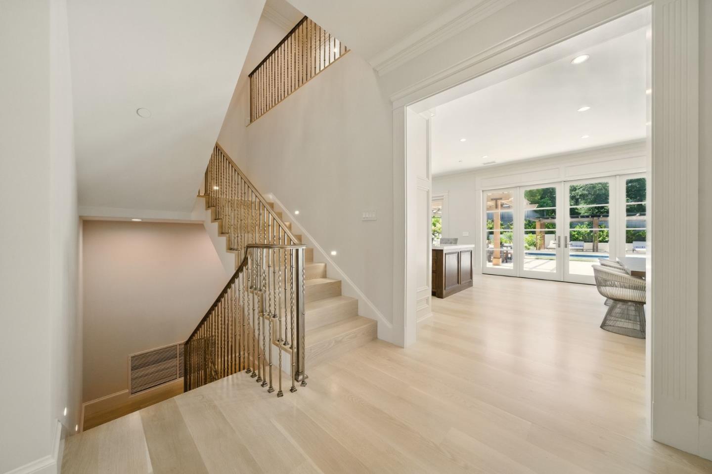 San Mateo, California, 94402, United States, 4 Bedrooms Bedrooms, ,6 BathroomsBathrooms,Residential,For Sale,1836989