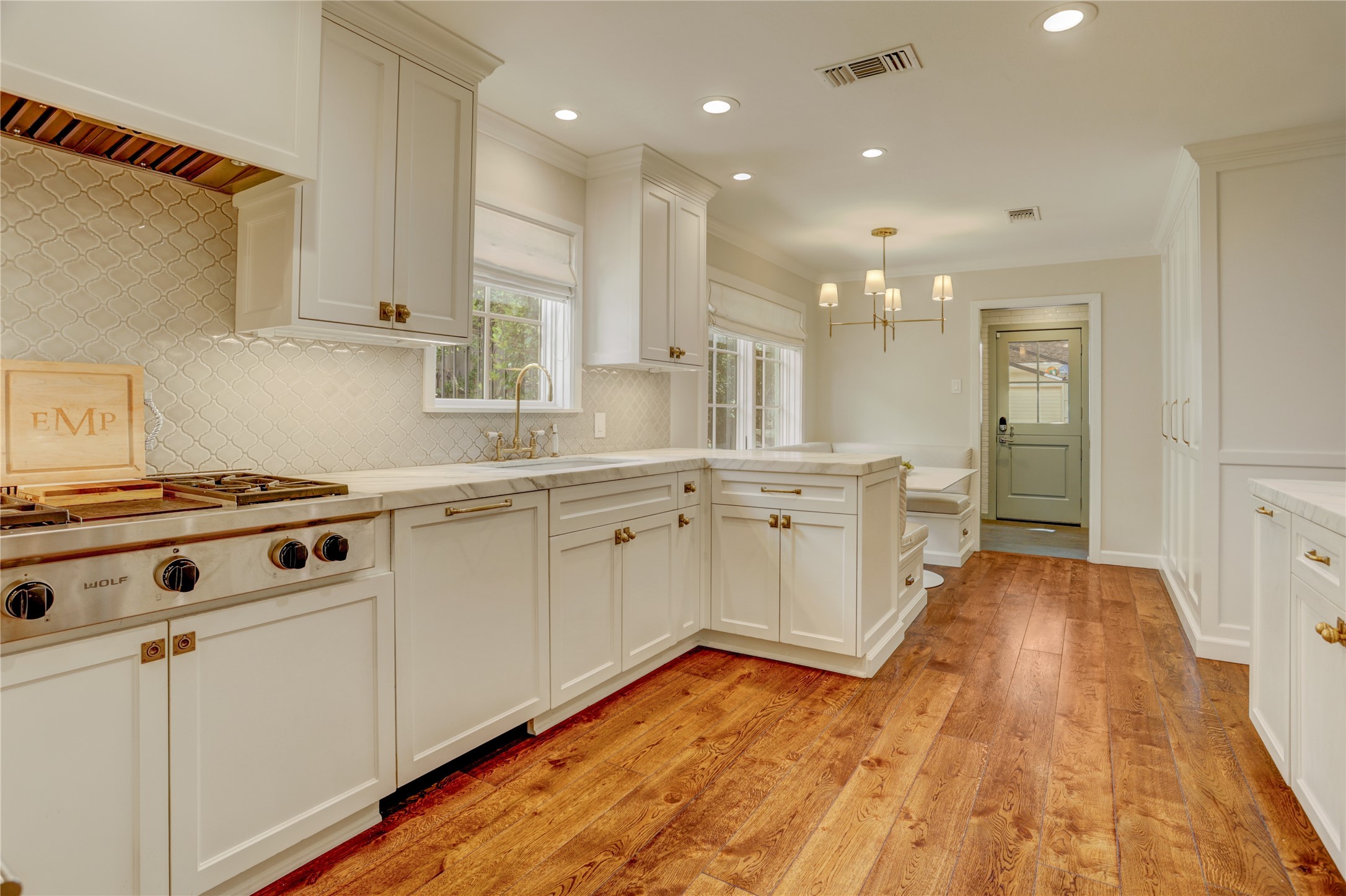  3007 Freshmeadows Drive - 物件實景