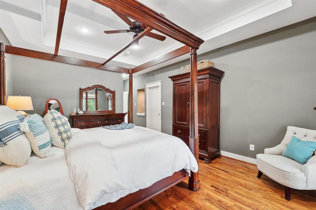 Houston, Texas, 77008, United States, 3 Bedrooms Bedrooms, ,3 BathroomsBathrooms,Residential,For Sale,1931769