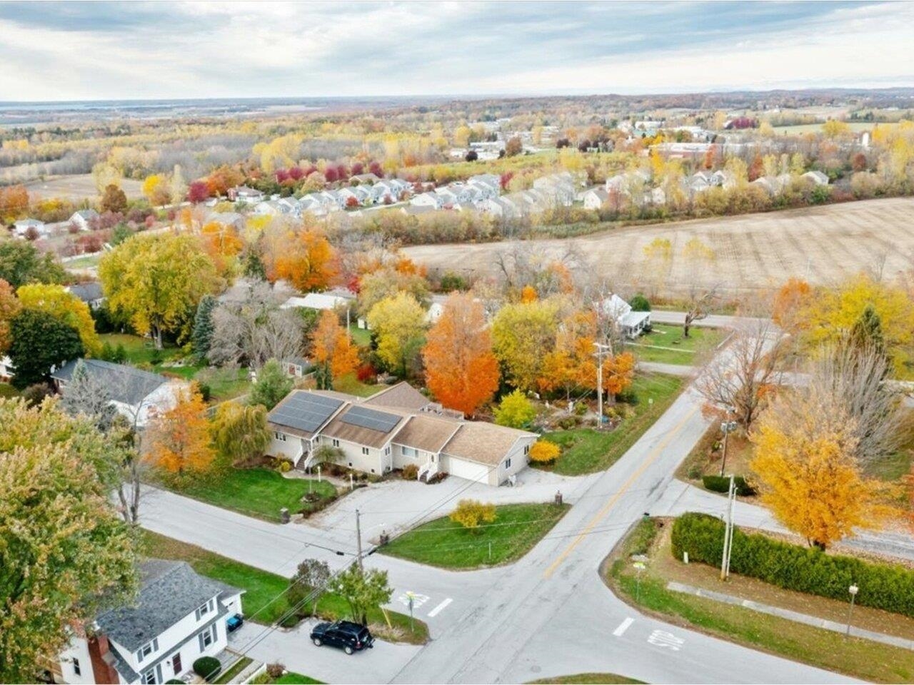St. Albans Town, Vermont, 05478, United States, 4 Bedrooms Bedrooms, ,3 BathroomsBathrooms,Residential,For Sale,1970422