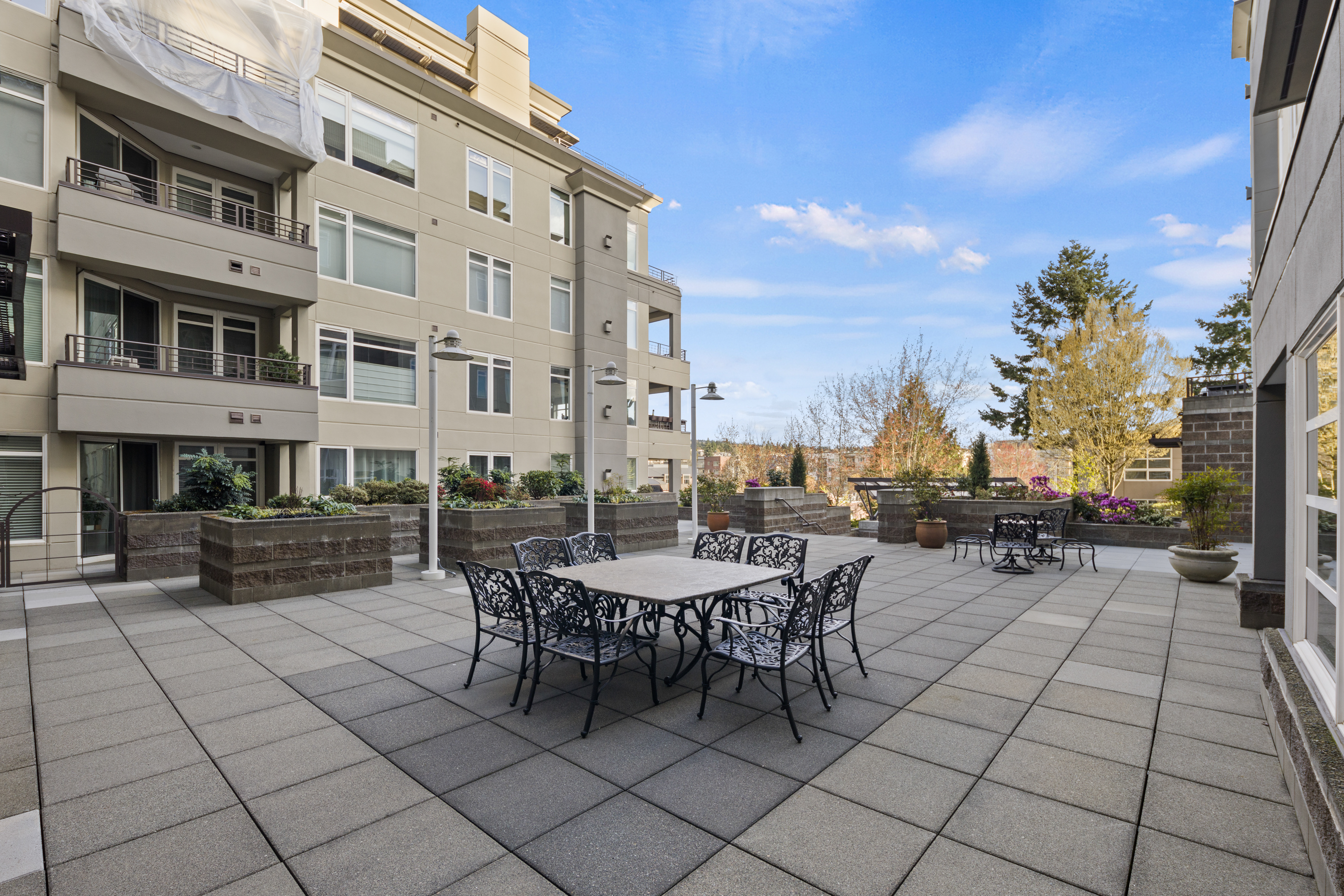  225 4th Avenue, Kirkland, WA 98033 - 物件實景