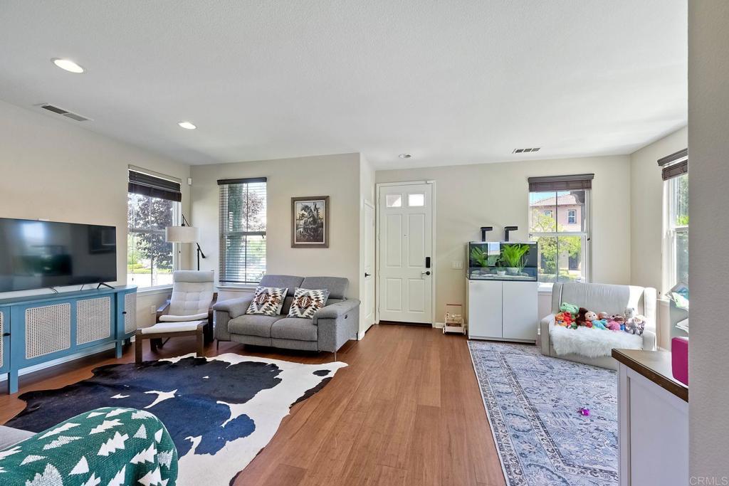 Temecula, California, 92591, United States, 4 Bedrooms Bedrooms, ,3 BathroomsBathrooms,Residential,For Sale,1919463