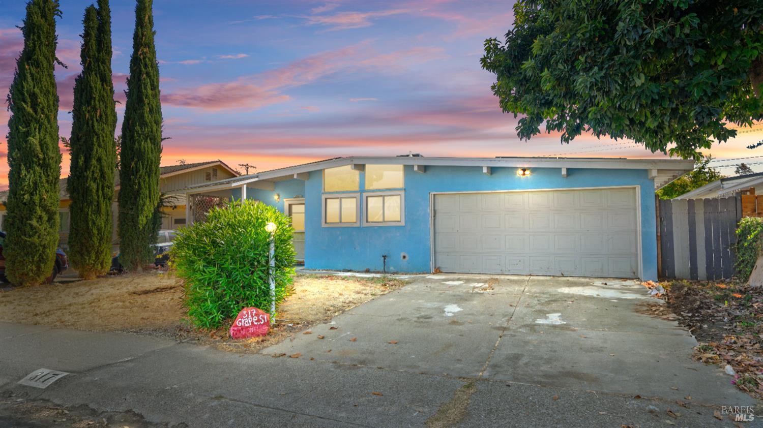 Vacaville, California, 95688, United States, 3 Bedrooms Bedrooms, ,2 BathroomsBathrooms,Residential,For Sale,1941948