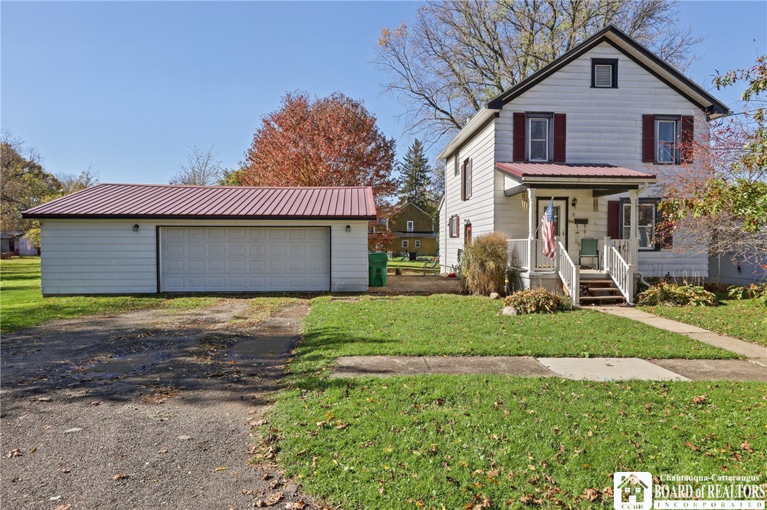 Plymouth Ave, Franklinville, NY 14737