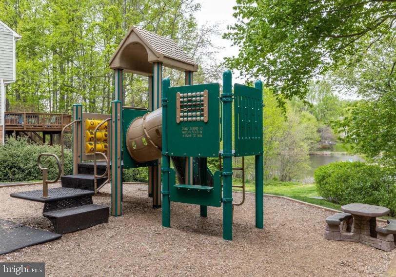 Reston, Virginia, 20194, United States, 3 Bedrooms Bedrooms, ,4 BathroomsBathrooms,Residential,For Sale,1869316