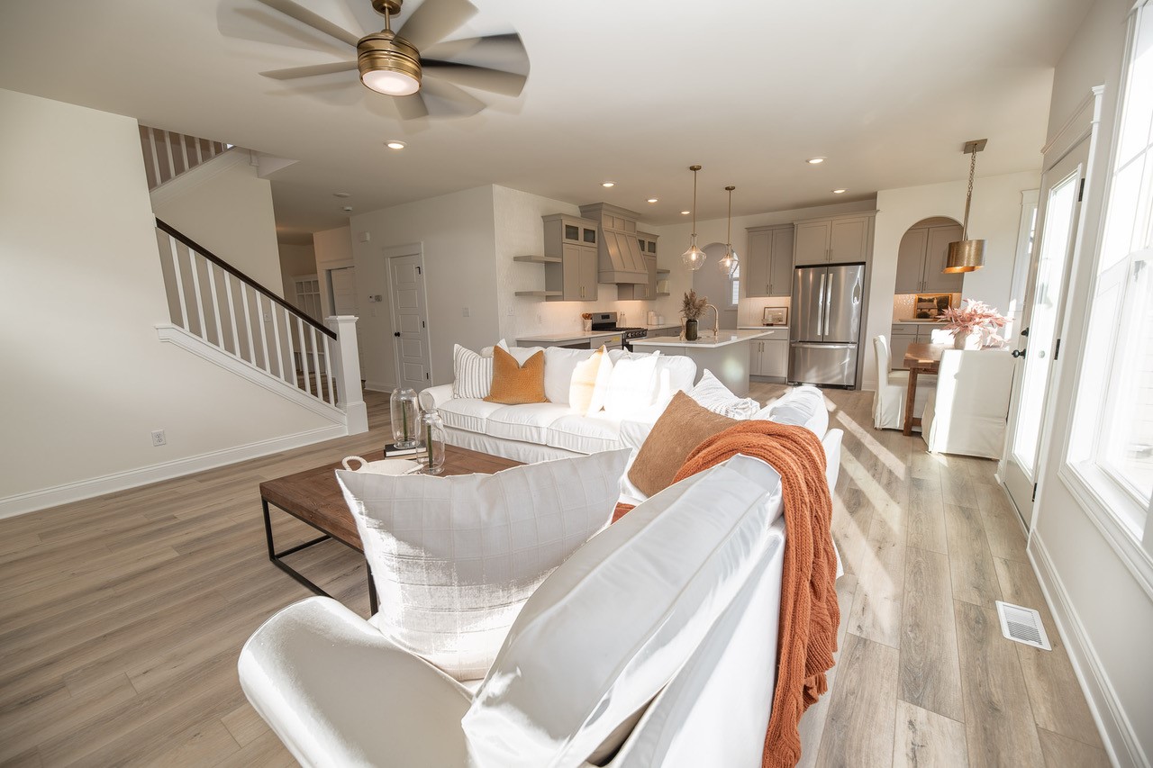 Chesterton, Indiana, 46304, United States, 4 Bedrooms Bedrooms, ,3 BathroomsBathrooms,Residential,For Sale,1982822