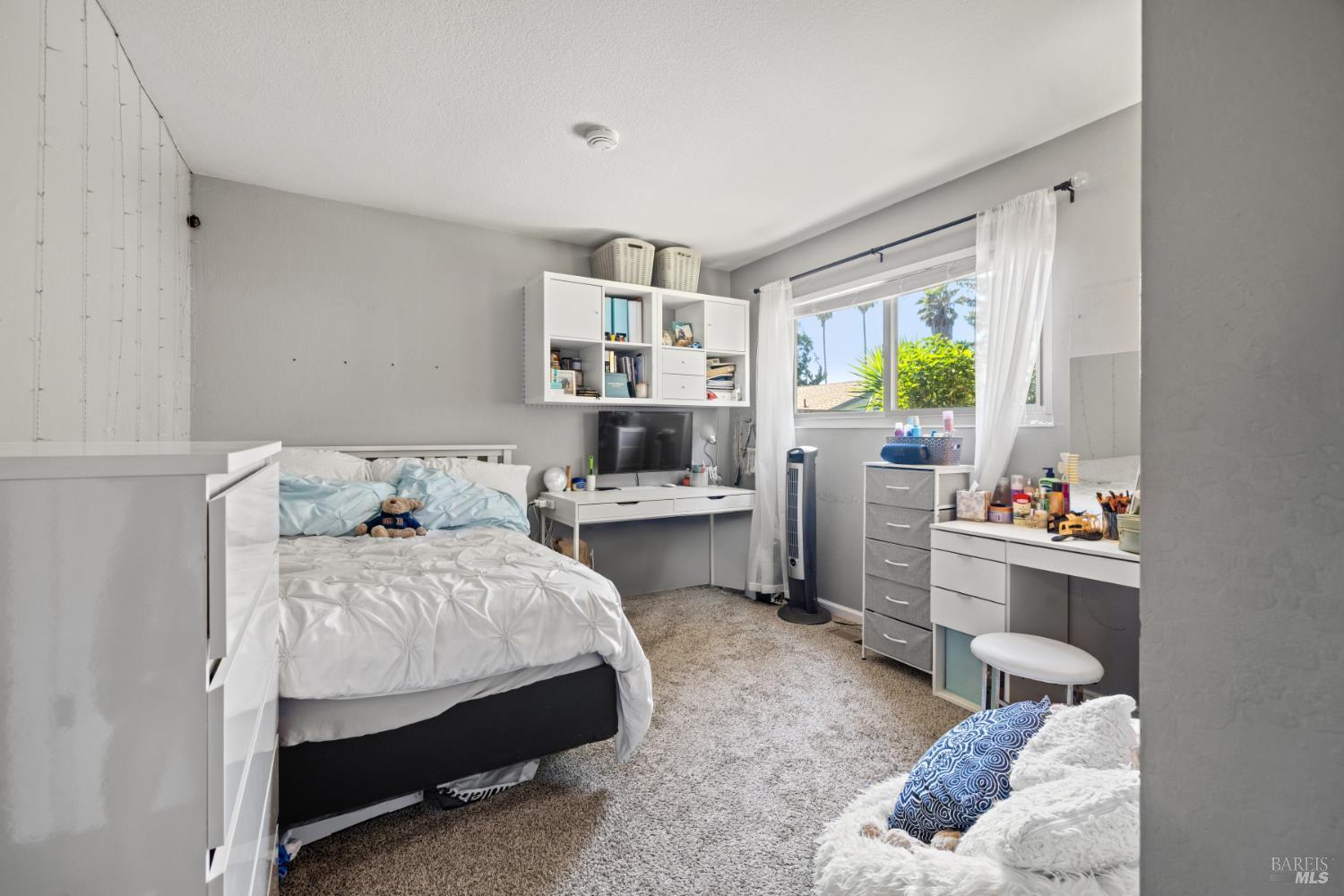 Petaluma, California, 94954, United States, 4 Bedrooms Bedrooms, ,2 BathroomsBathrooms,Residential,For Sale,1921484