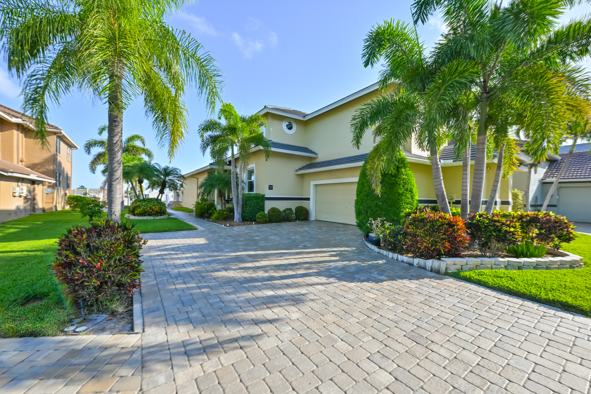 Apollo Beach, Florida, 33572, United States, 3 Bedrooms Bedrooms, ,3 BathroomsBathrooms,Residential,For Sale,2049296