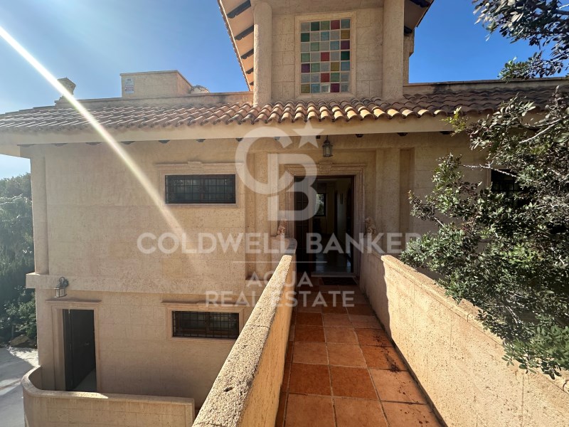Alicante, Altea, Altea Pueblo Alicante, Altea, Alt, Altea, Comunidad Valenciana, ES, 4 Bedrooms Bedrooms, ,4 BathroomsBathrooms,Residential,For Sale,Alicante, Altea, Altea Pueblo Alicante, Altea, Alt,1675140