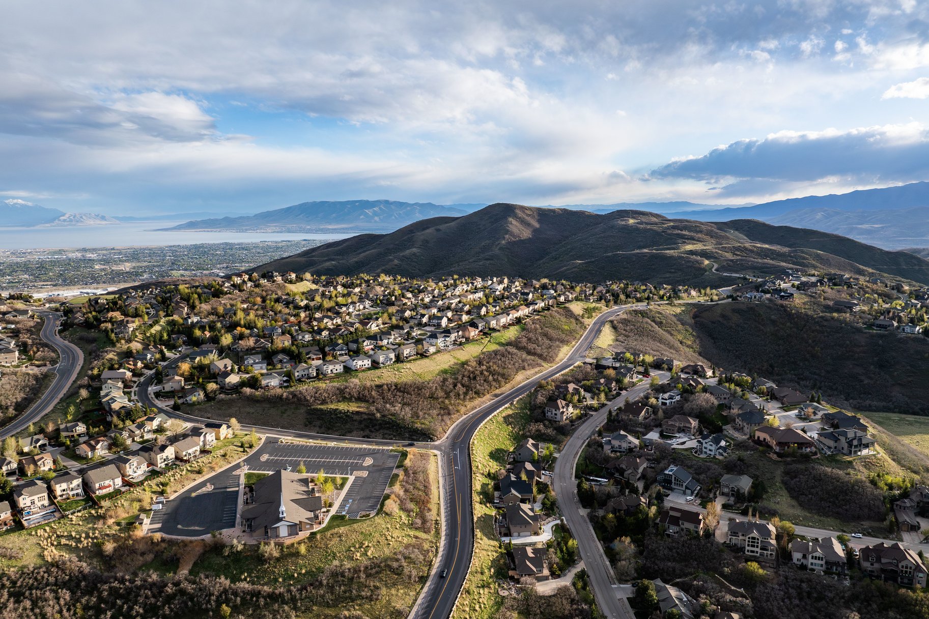 Peaceful Mountain Living with Amenities That Impress - 物件實景