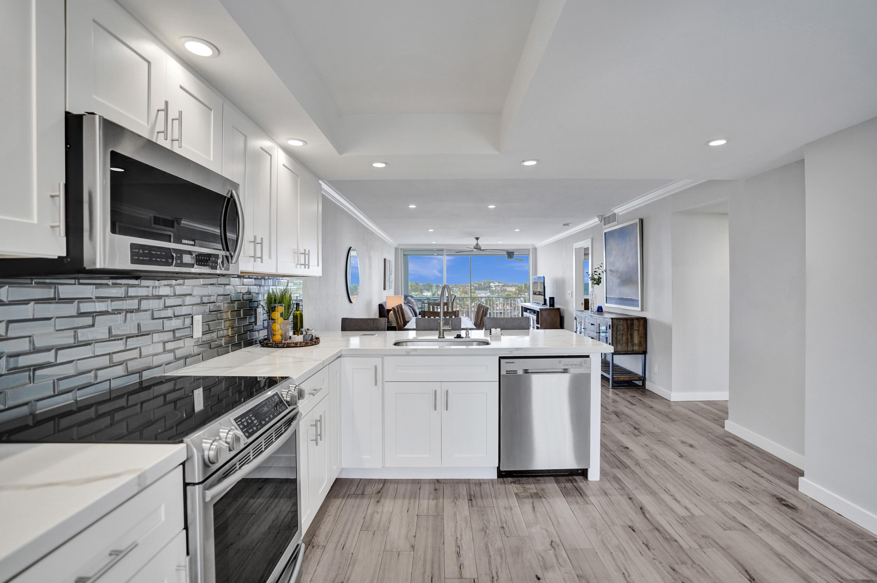 Highland Beach, Florida, 33487, United States, 2 Bedrooms Bedrooms, ,2 BathroomsBathrooms,Residential,For Sale,1828611