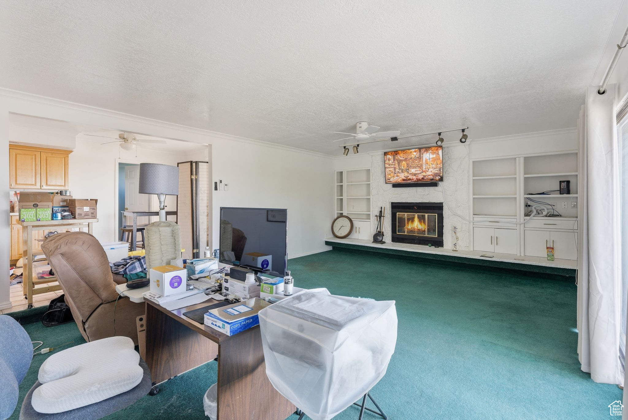 Tooele, Utah, 84074, United States, 4 Bedrooms Bedrooms, ,4 BathroomsBathrooms,Residential,For Sale,1989658