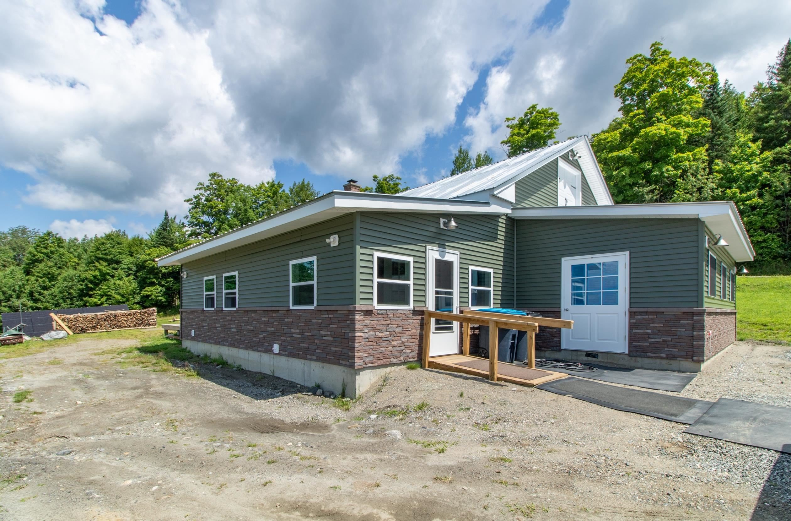 Charleston, Vermont, 05872, United States, 3 Bedrooms Bedrooms, ,1 BathroomBathrooms,Residential,For Sale,1893368