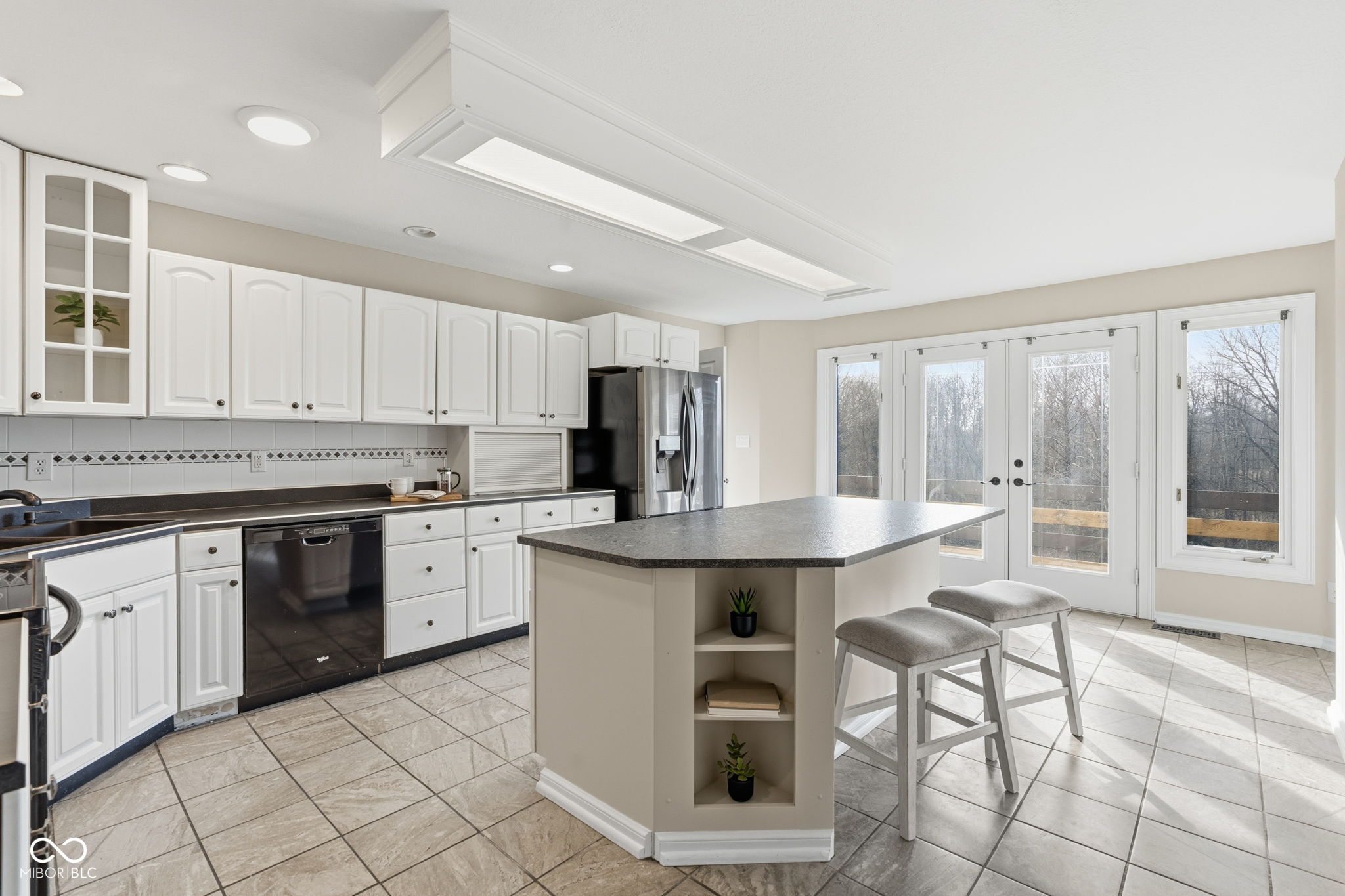 Fairland, Indiana, 46126, United States, 5 Bedrooms Bedrooms, ,4 BathroomsBathrooms,Residential,For Sale,1976010